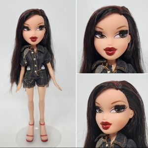 MGA Bratz Holiday Katia in Wild life Safari Outfit Brats Brat Cute Lashes